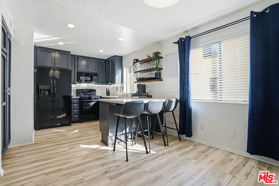 19355 Sherman Way, Unit 42 Reseda, CA 91335 - Photo 8 of 41