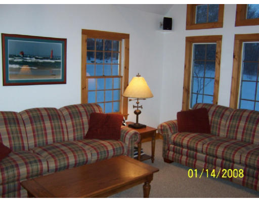 6 Adams Road North Brookfield, MA 01535 - Photo 8 of 19 a living room with furniture and a lamp