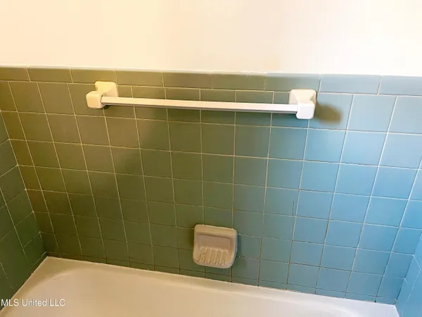 $59,900 | 3148 Sylvester Drive, Jackson, MS 39212