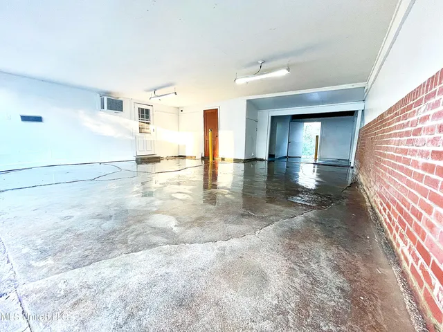 $104,000 | 3148 Sylvester Drive, Jackson, MS 39212