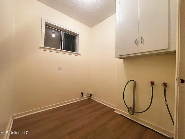 $59,900 | 3148 Sylvester Drive, Jackson, MS 39212