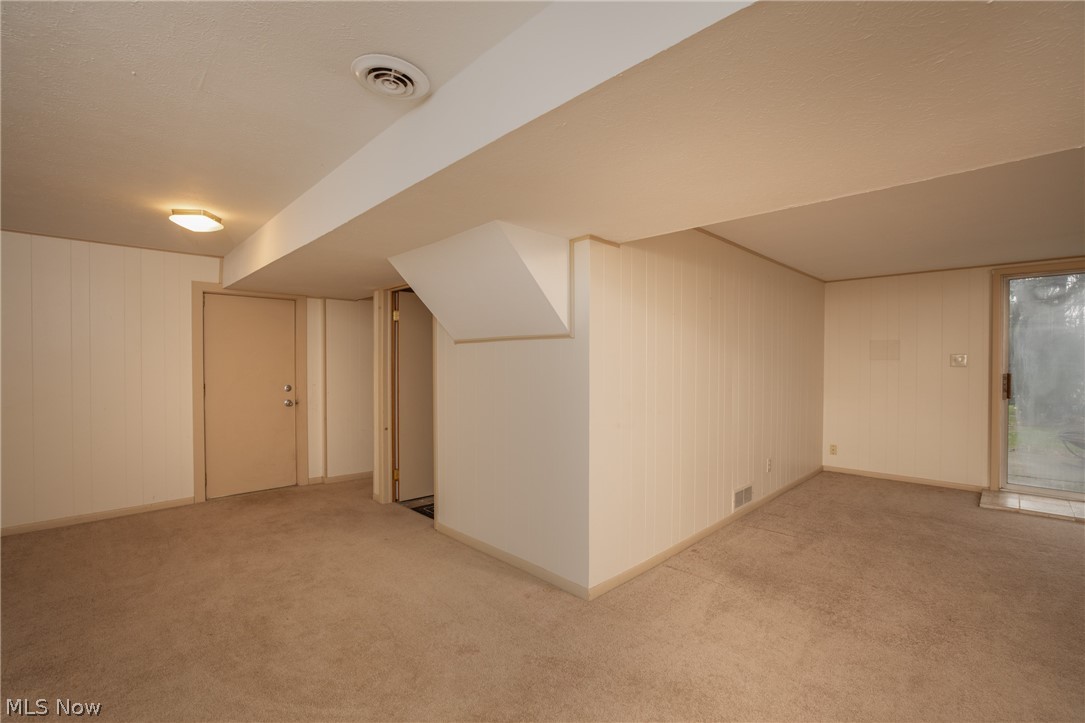 423 Abbyshire Road Akron, OH 44319 - Photo 20 of 20 Gallery Image 20