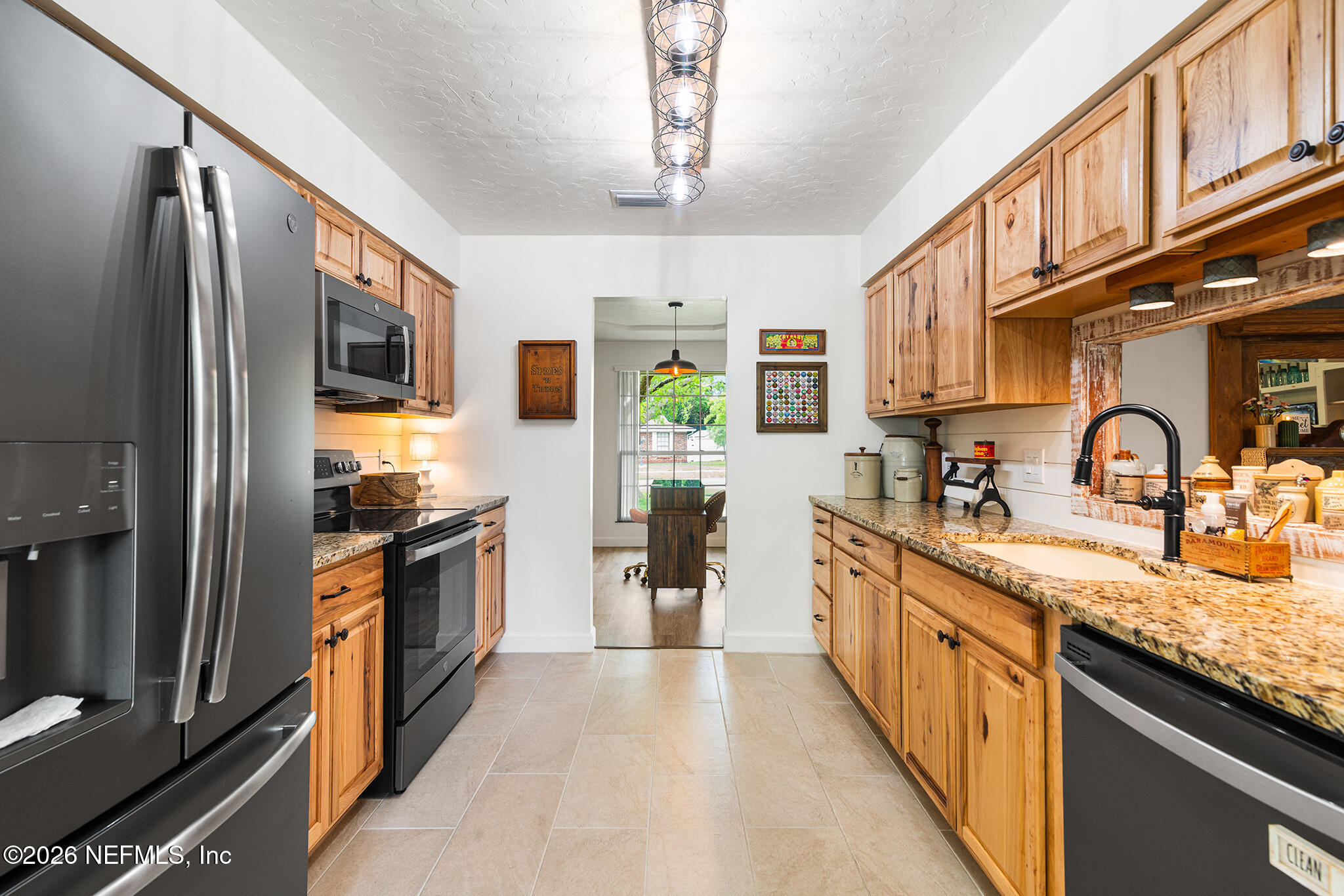 8208 Worm Wood Road Jacksonville, FL 32210 - Photo 13 of 35 DSC_5742