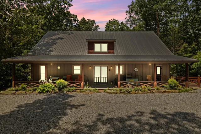 $725,000 | 260 Ralphs Way, Rising Fawn, GA 30738