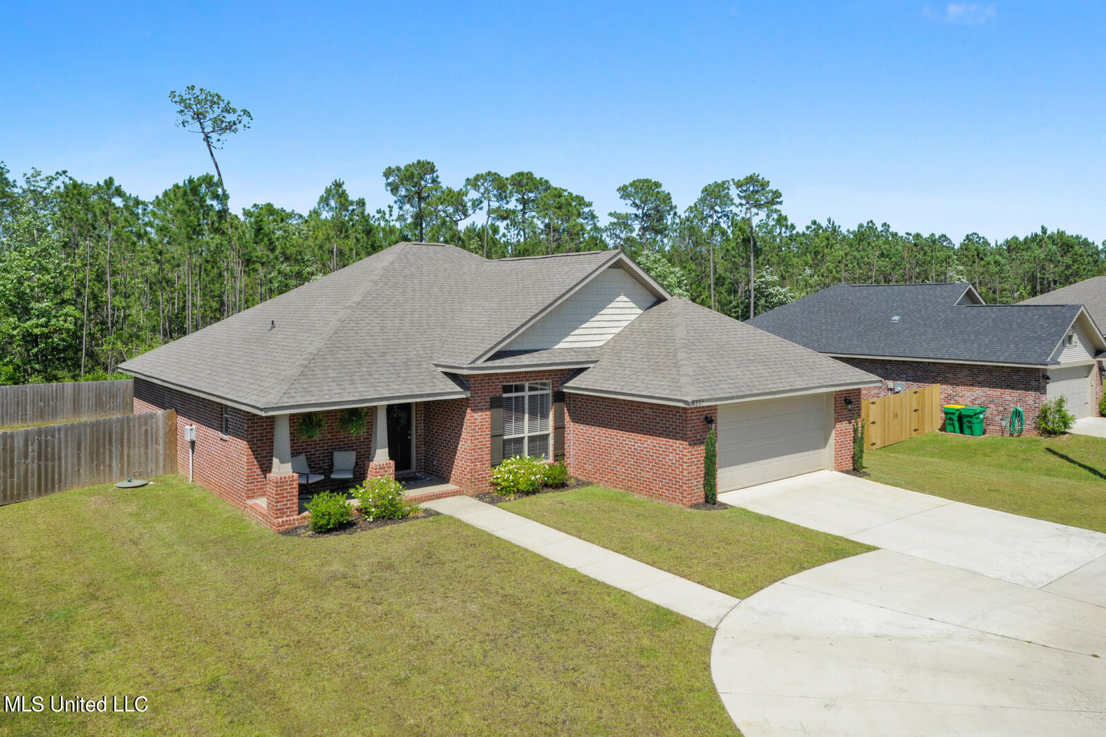 6860 Biddix Evans Road Ocean Springs, MS 39564 - Photo 4 of 24 Side overview
