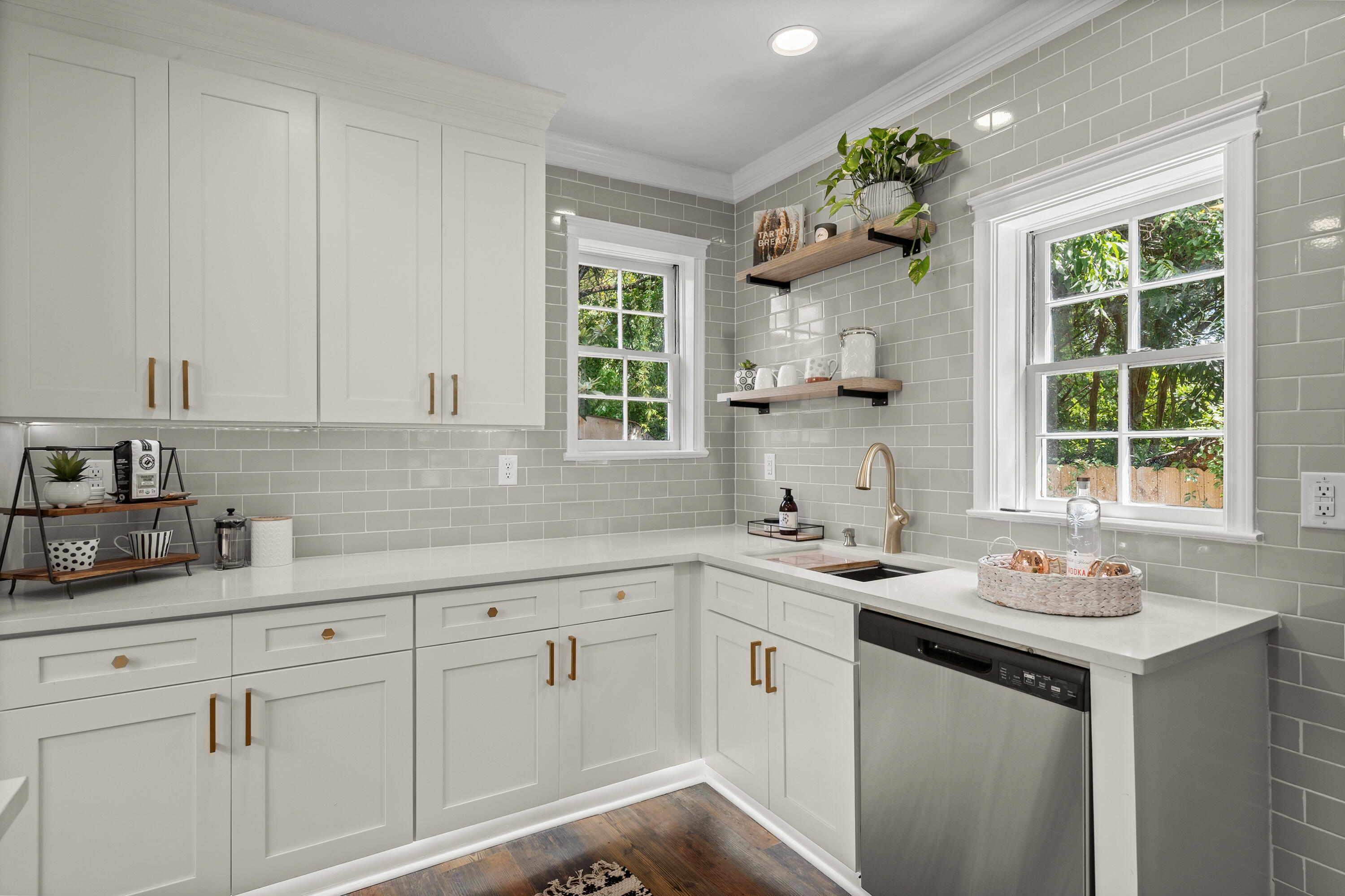 110 America Street Charleston, SC 29403 - Photo 19 of 39 20
