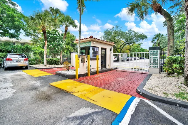 $288,000 | 6886 North Kendall Drive, Unit D102, Pinecrest, FL 33156