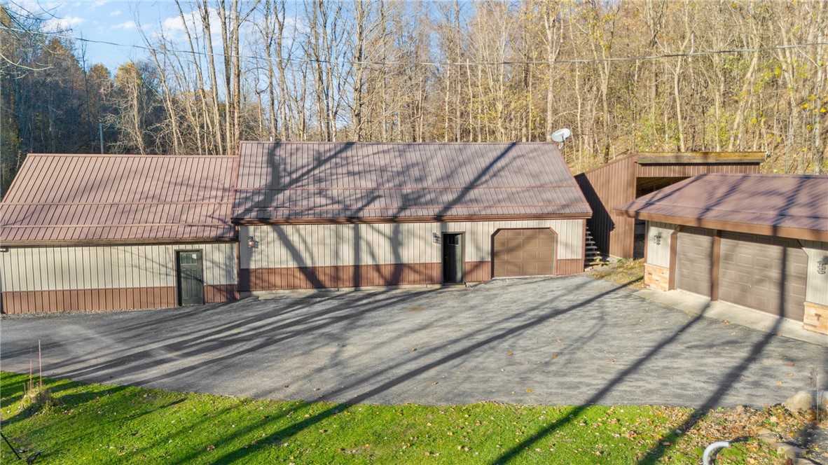 4592 Maple Street Road Sodus, NY 14489 - Photo 7 of 49