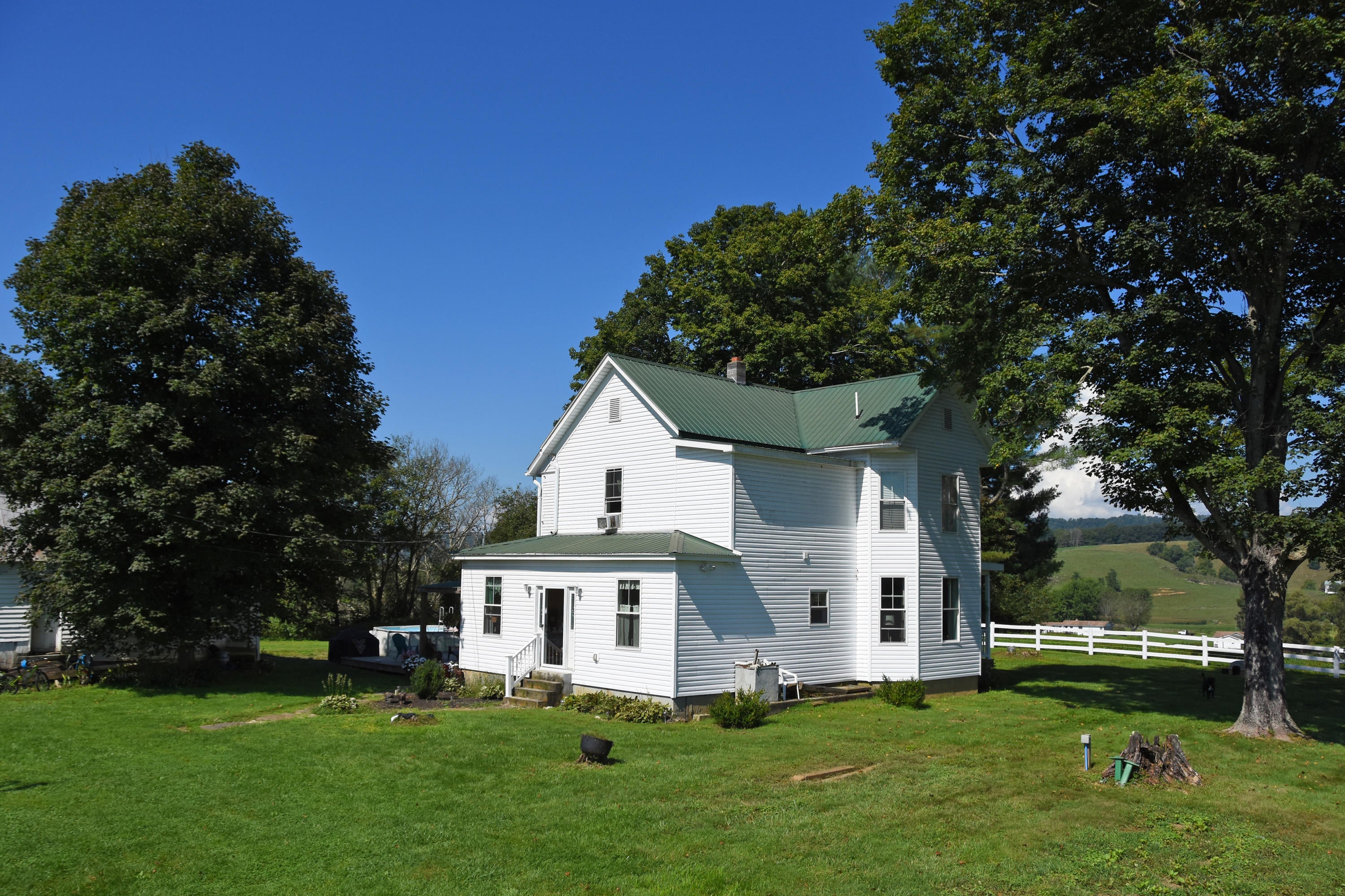 4709 Spring Creek Station Road Renick, WV 24966 - Photo 36 of 77 Gallery Image 36