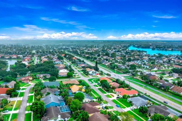 $5,500 | 1637 Farmington Circle, Wellington, FL 33414