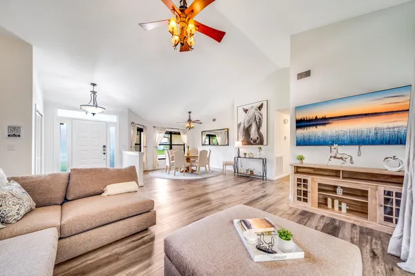 $5,500 | 1637 Farmington Circle, Wellington, FL 33414