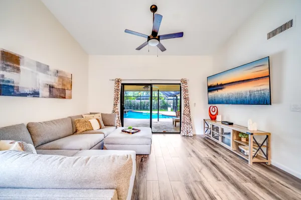 $5,500 | 1637 Farmington Circle, Wellington, FL 33414