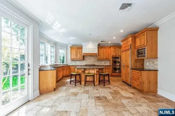 $11,500 | 85 Everett Street, Closter, NJ 07624