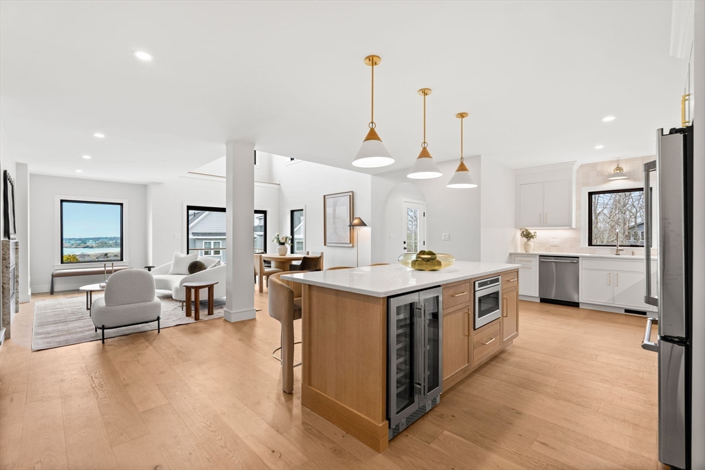 18 R Starknaught Heights, Unit A Gloucester, MA 01930 - Photo 2 of 26