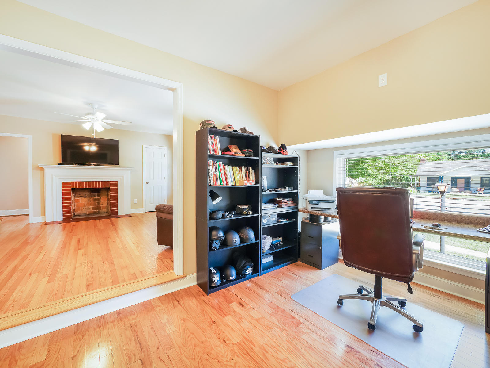 309 South Moore Road Chattanooga, TN 37411 - Photo 12 of 22 Office Area
