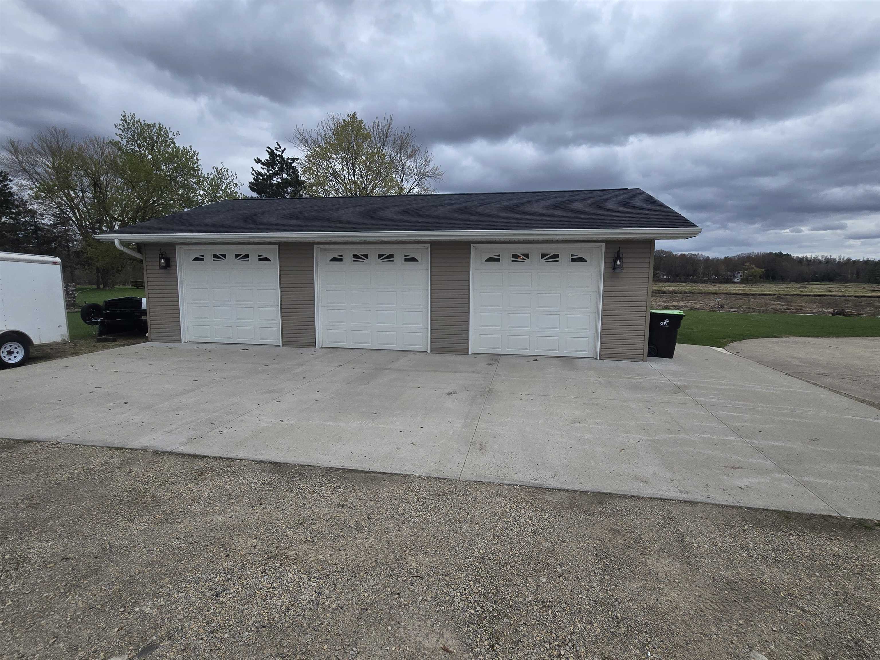 E6565 Progress Road Manawa, WI 54949 - Photo 4 of 39