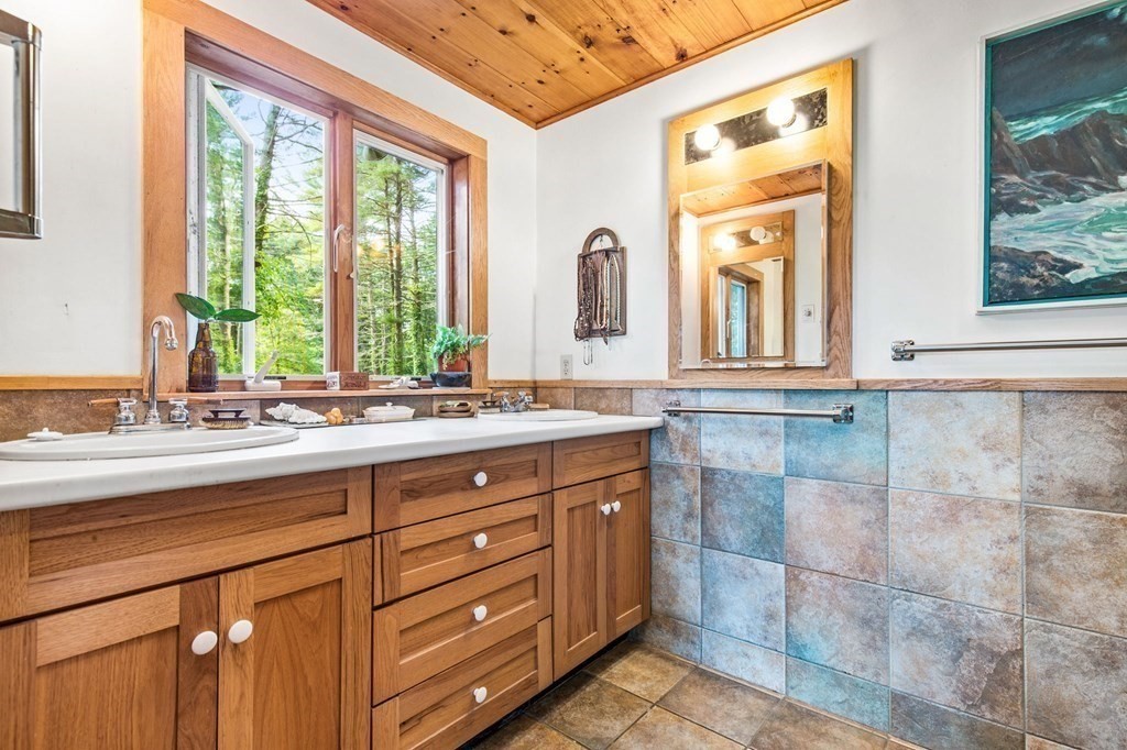 3 Riverbend Road Lakeville, MA 02347 - Photo 20 of 42 Gallery Image 20
