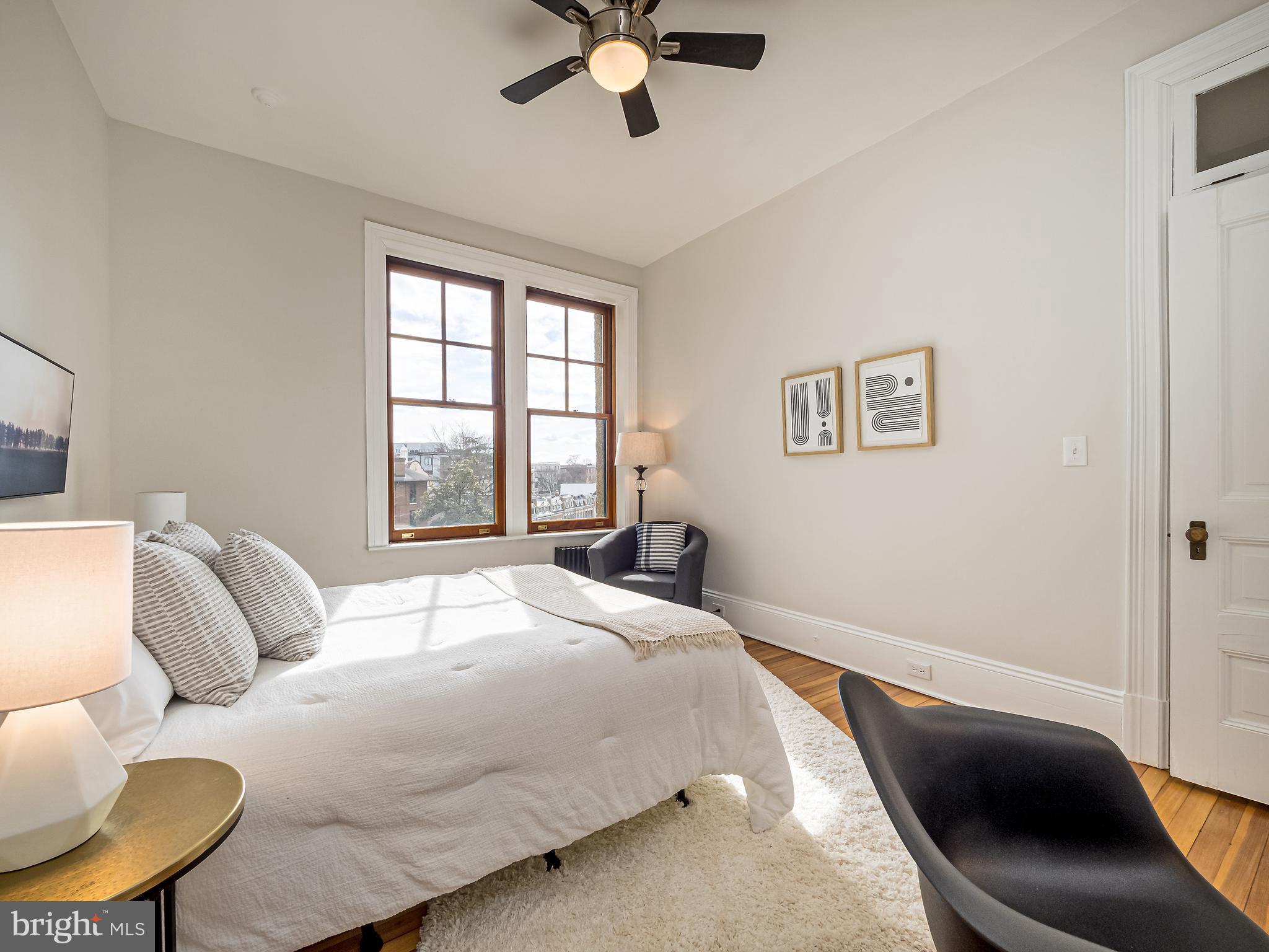 2853 Ontario Road Northwest, Unit 318 Washington, DC 20009 - Photo 18 of 34 Gorgeous views