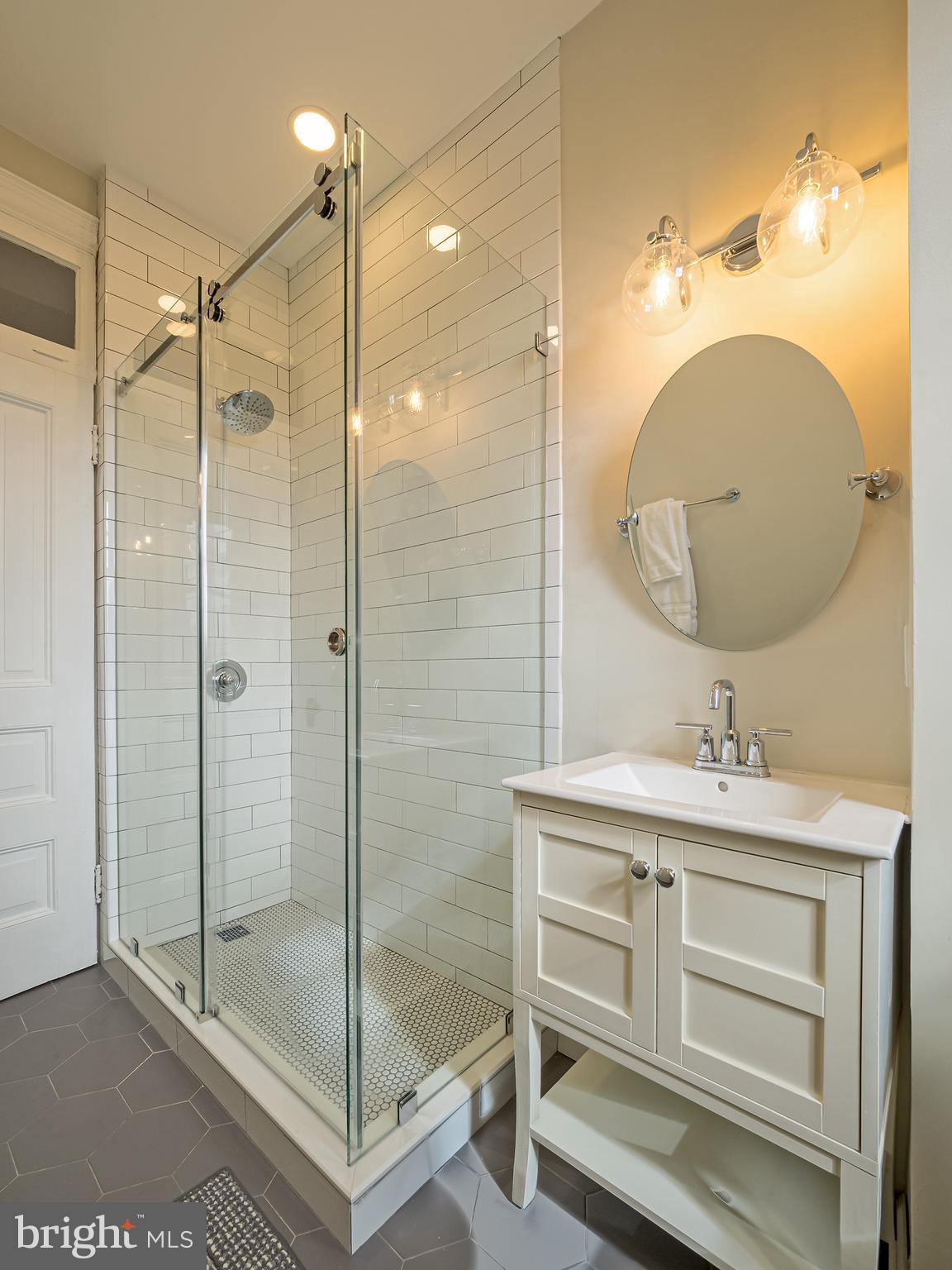 2853 Ontario Road Northwest, Unit 318 Washington, DC 20009 - Photo 20 of 34