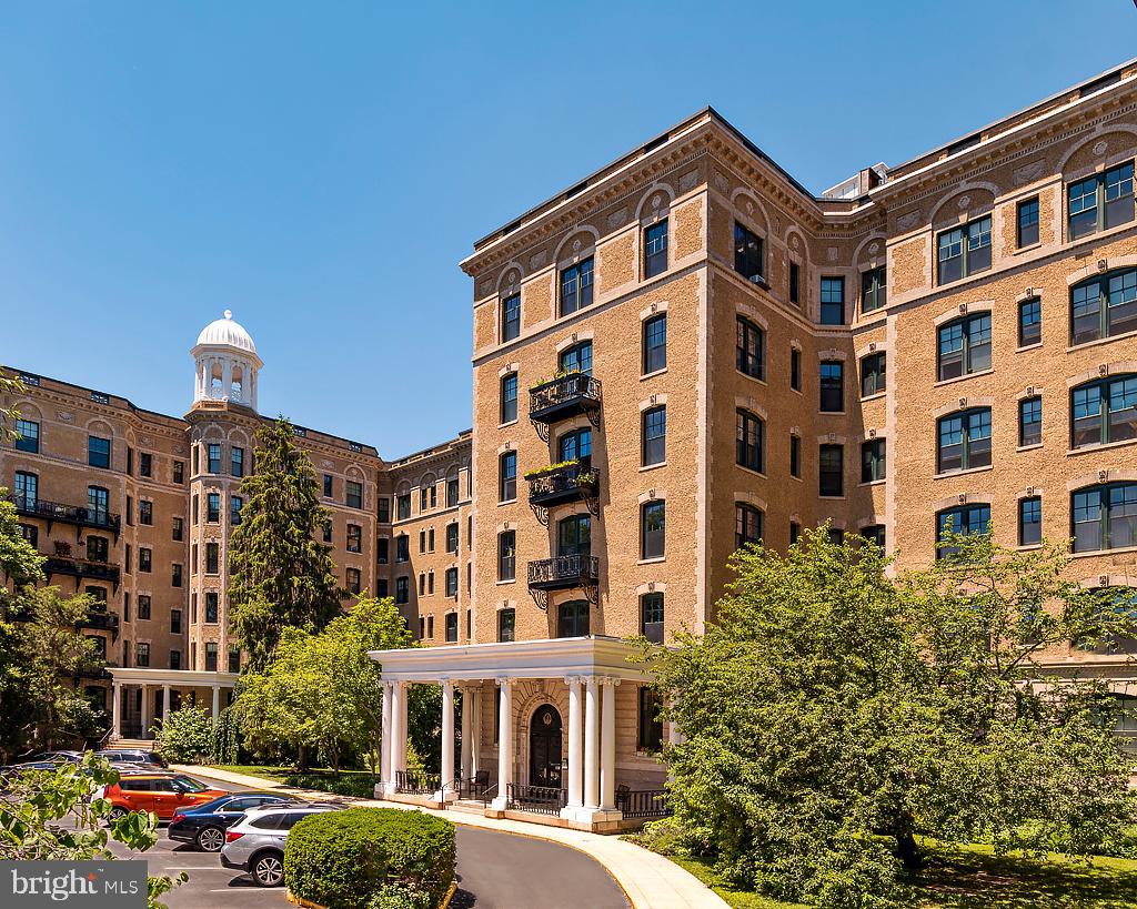 2853 Ontario Road Northwest, Unit 318 Washington, DC 20009 - Photo 2 of 34