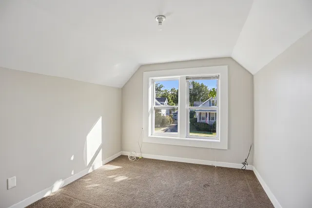 $250,000 | 906 State Street, Lemont, IL 60439