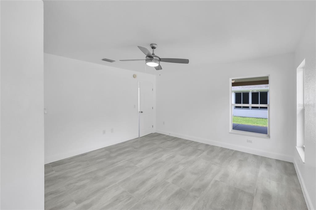 9119 Southeast 120th Loop Summerfield, FL 34491 - Photo 16 of 30
