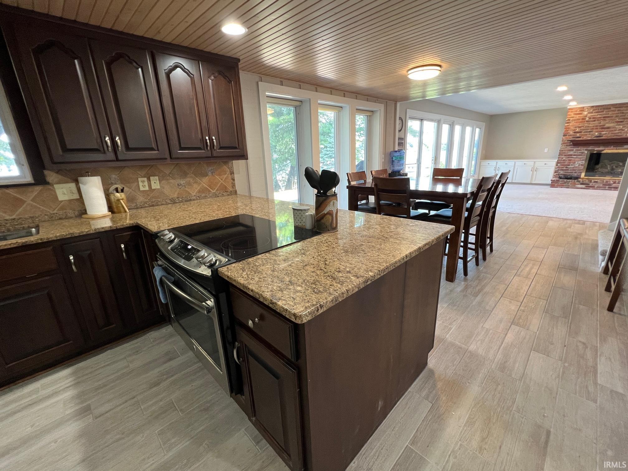 5895 East Pierce Road Monticello, IN 47960 - Photo 11 of 34 Gallery Image 11