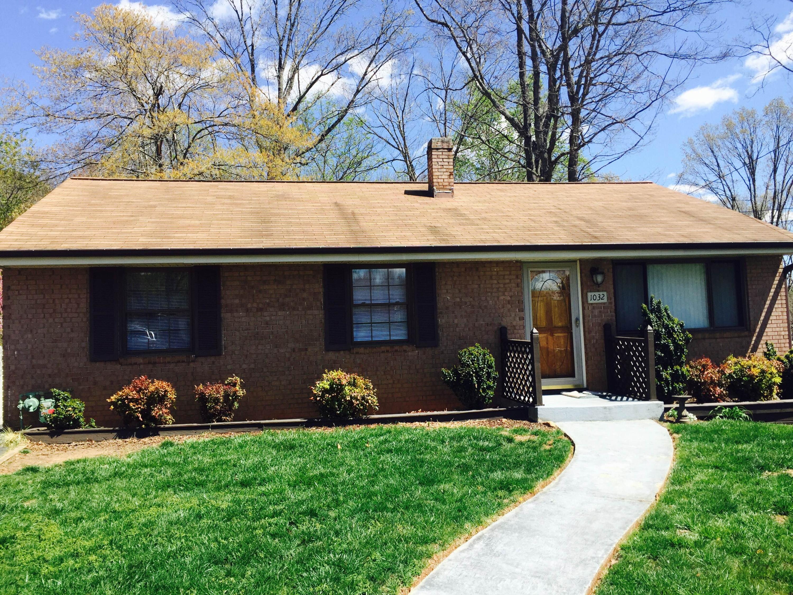 1032 Estates Road Southeast Roanoke, VA 24014 - Photo 1 of 25 Estates rd