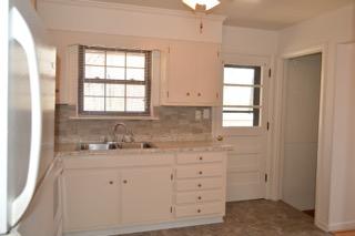1032 Estates Road Southeast Roanoke, VA 24014 - Photo 5 of 25 DSC_0668