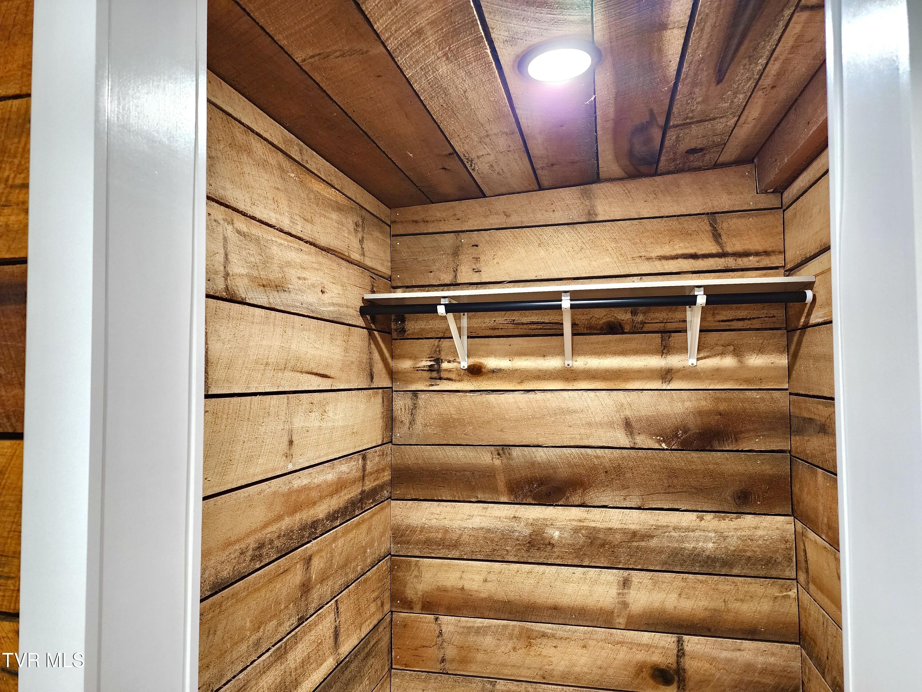 205 Polly Erwin Road Erwin, TN 37650 - Photo 12 of 24 IMG_1030