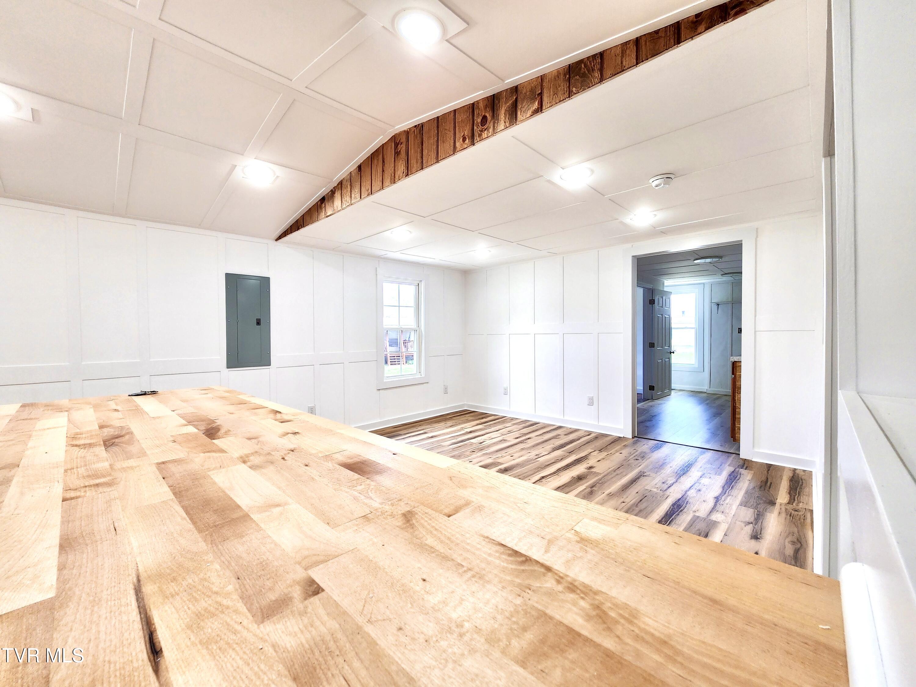 205 Polly Erwin Road Erwin, TN 37650 - Photo 5 of 24 IMG_1038