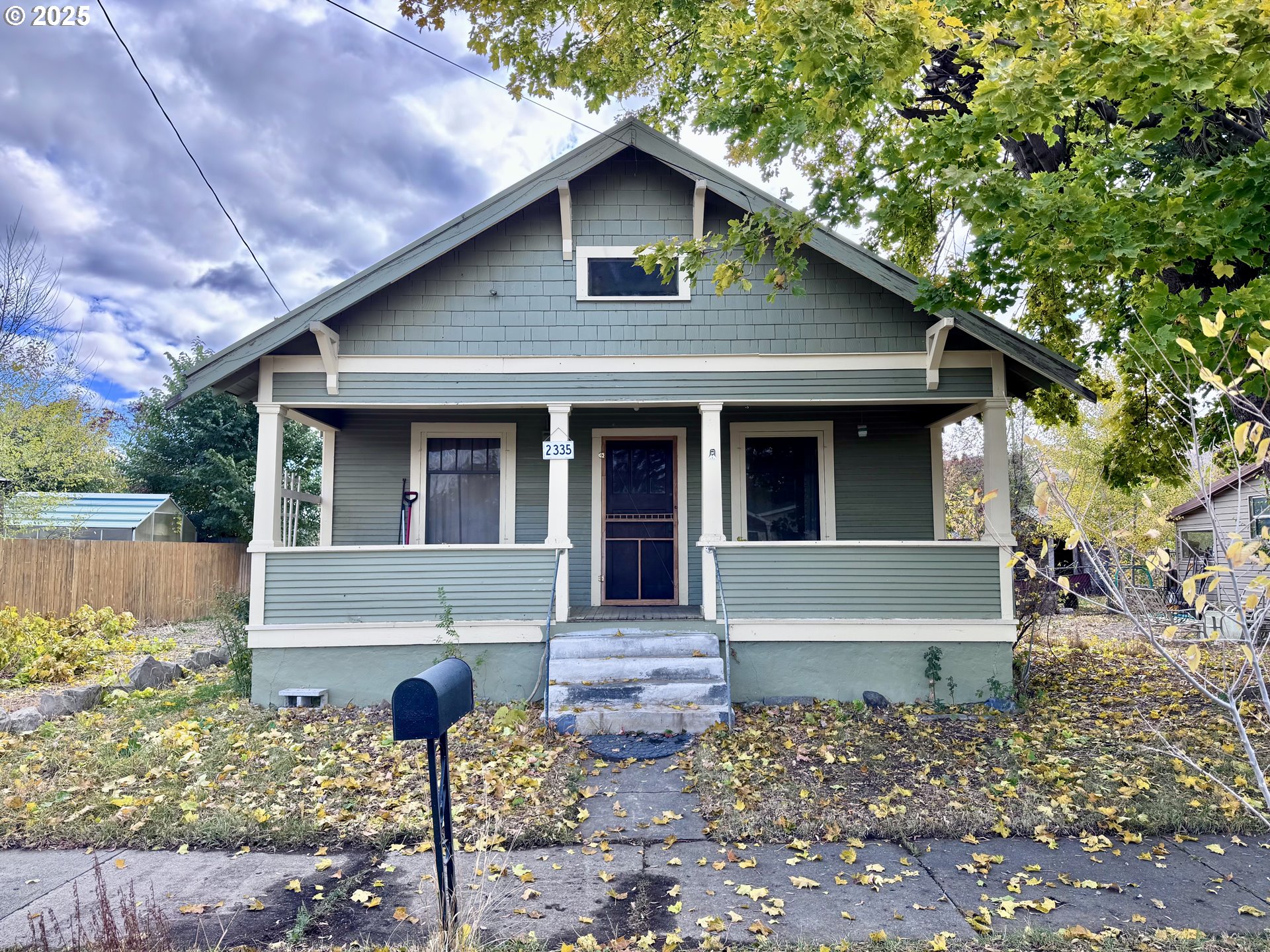 2335 Grace Street Baker City, OR 97814 - Photo 19 of 19 a front view of a house with garden