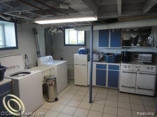 6561 Rattle Run Road St. Clair, MI 48079 - Photo 17 of 18 6561 Rattle Run - laundry area.j