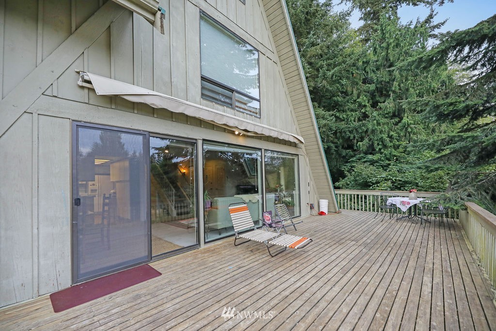 15307 Baker Heights Road Mount Vernon, WA 98273 - Photo 23 of 37 a view of a house with a patio
