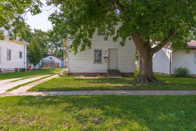 $112,900 | 618 West Sherman Avenue, Pontiac, IL 61764
