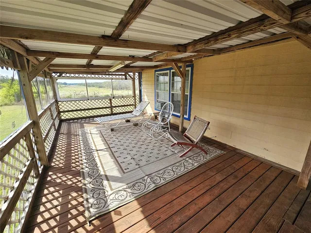 a view of an outdoor space