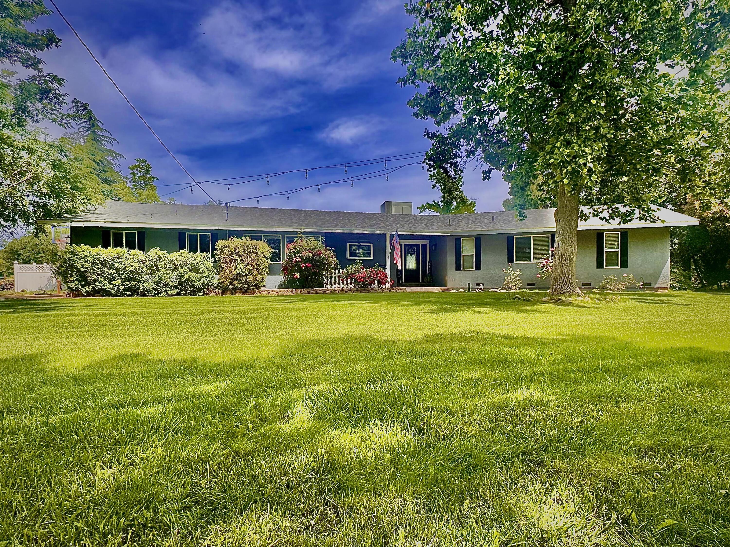 8567 Winona Way Redding, CA 96002 - Photo 1 of 52 winona