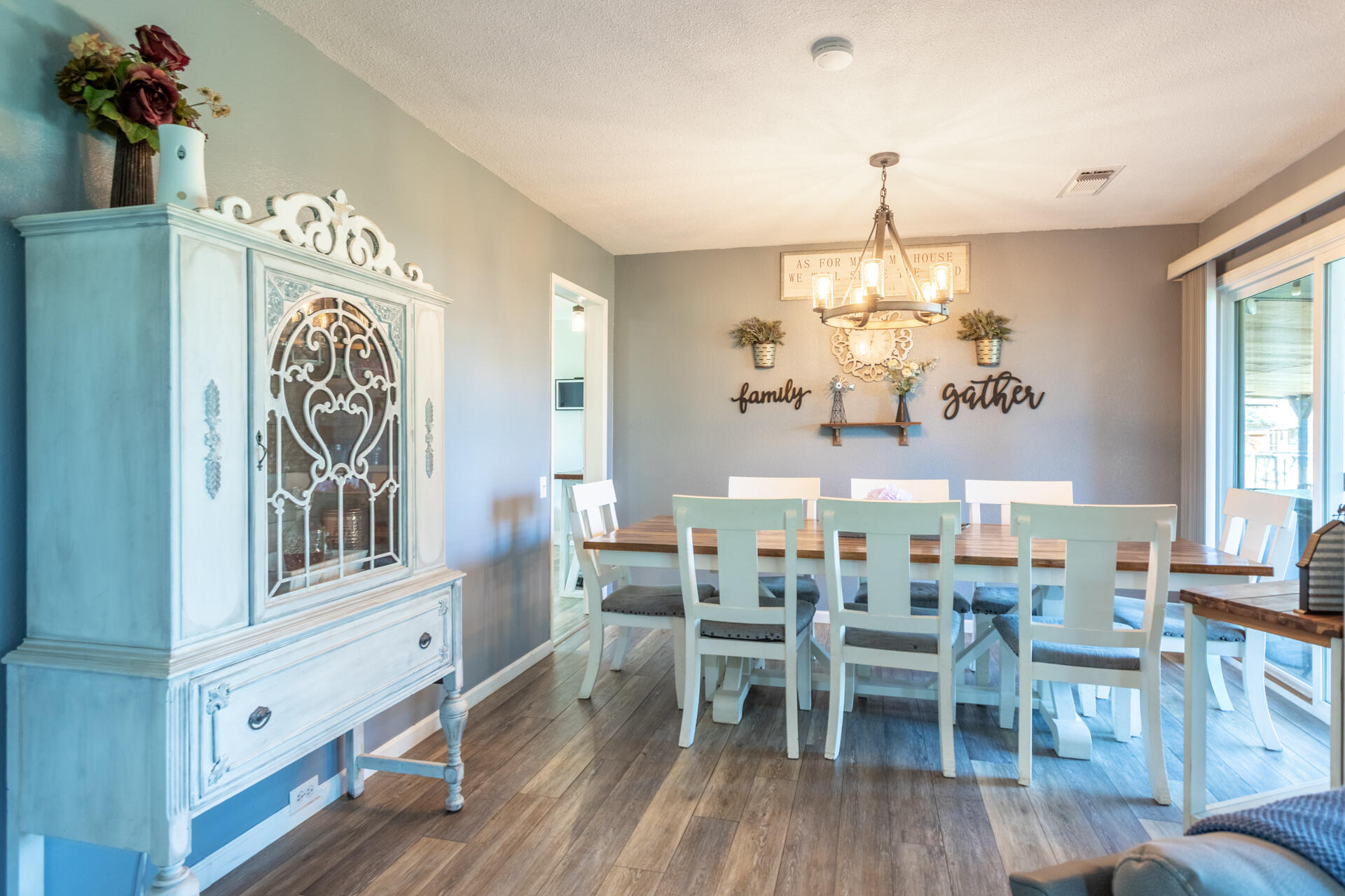 8567 Winona Way Redding, CA 96002 - Photo 18 of 51 IMG_0109-HDR