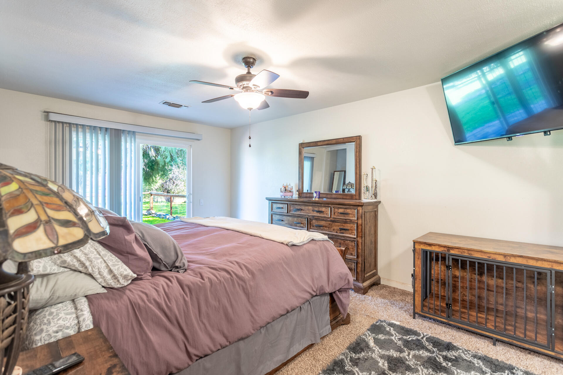 8567 Winona Way Redding, CA 96002 - Photo 25 of 52 IMG_0061-HDR