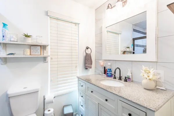 $608,900 | 8567 Winona Way, Redding, CA 96002