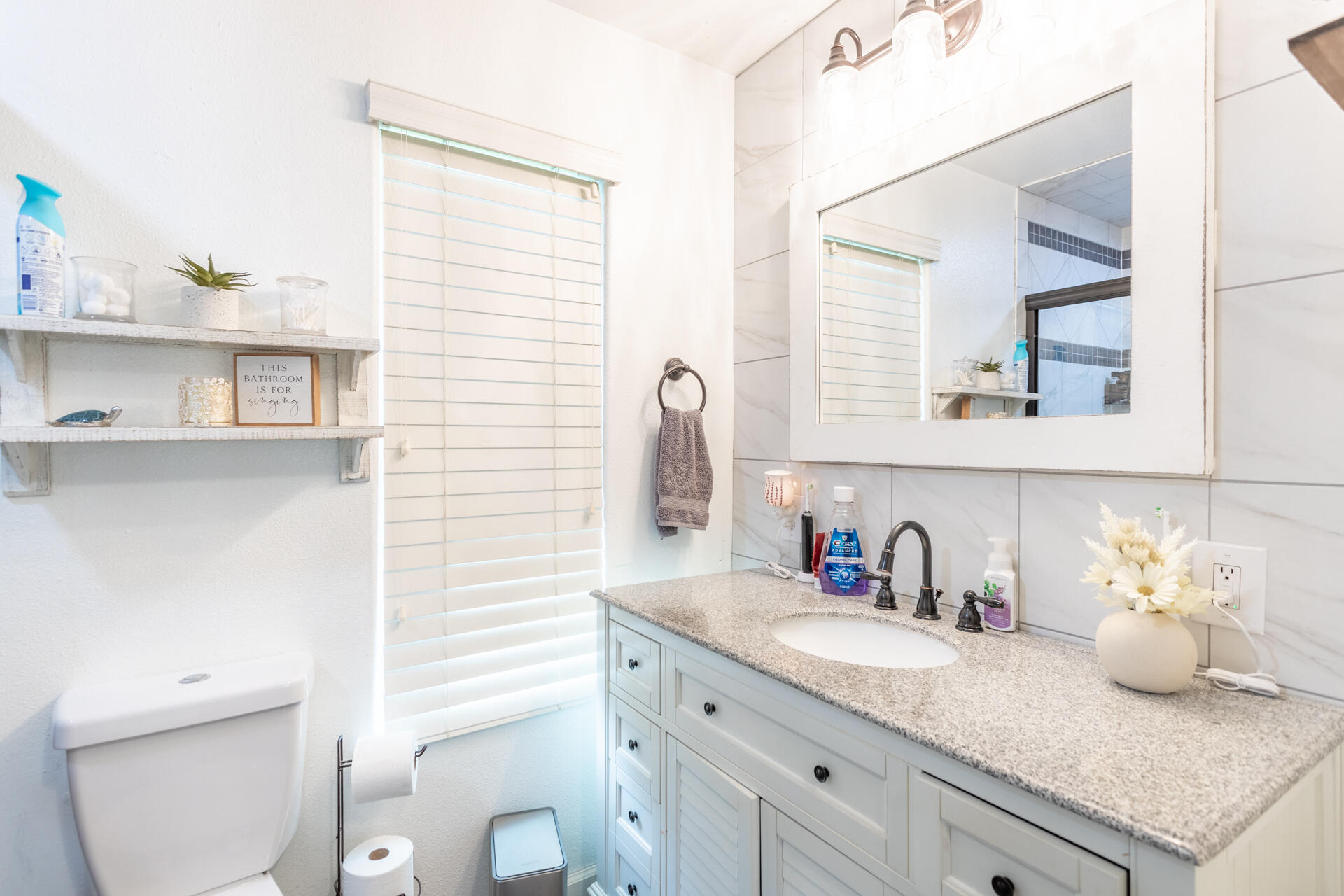 8567 Winona Way Redding, CA 96002 - Photo 26 of 51 IMG_0067-HDR