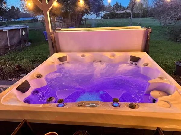 $608,900 | 8567 Winona Way, Redding, CA 96002