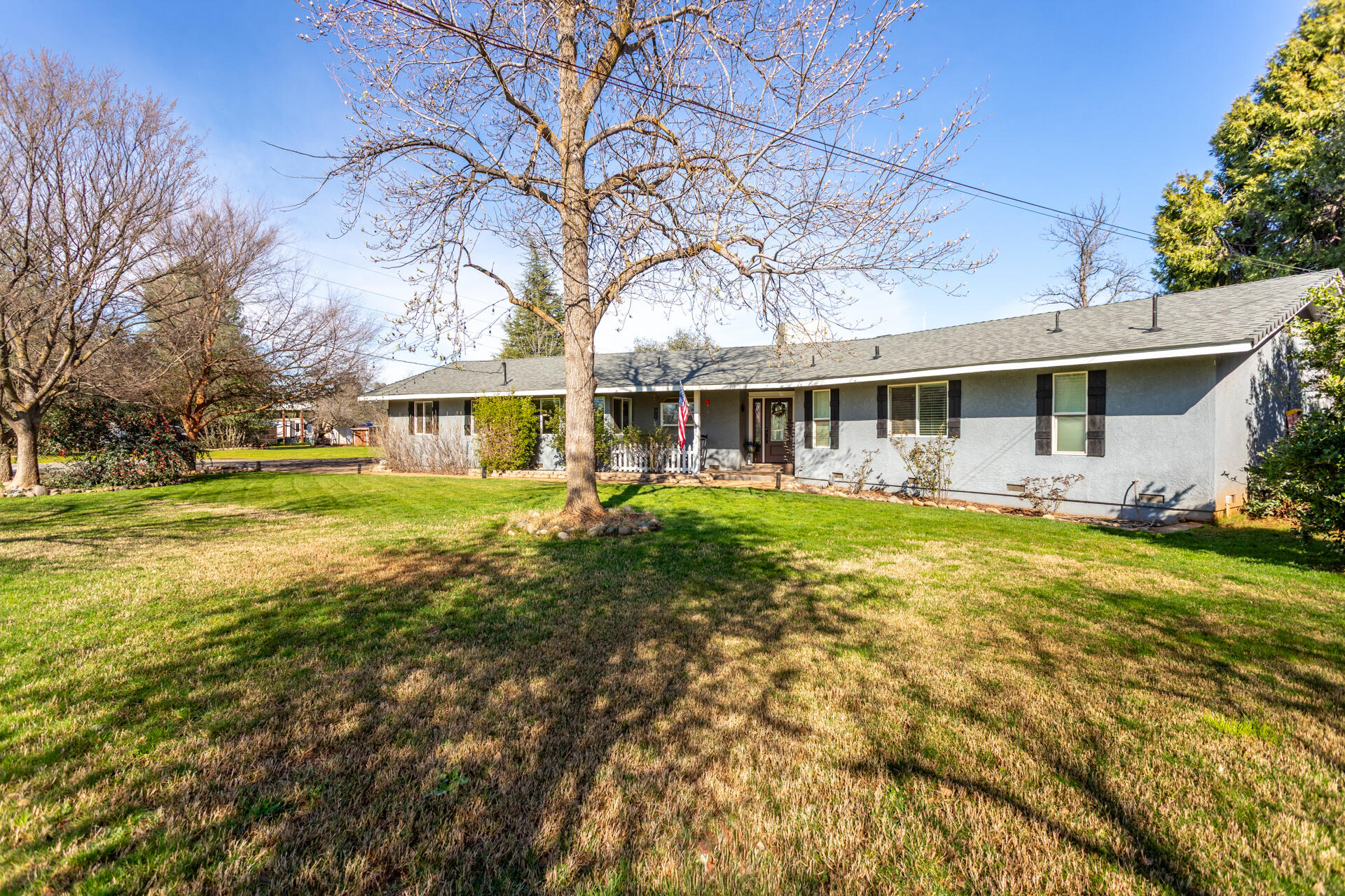 8567 Winona Way Redding, CA 96002 - Photo 3 of 52 IMG_0169-HDR