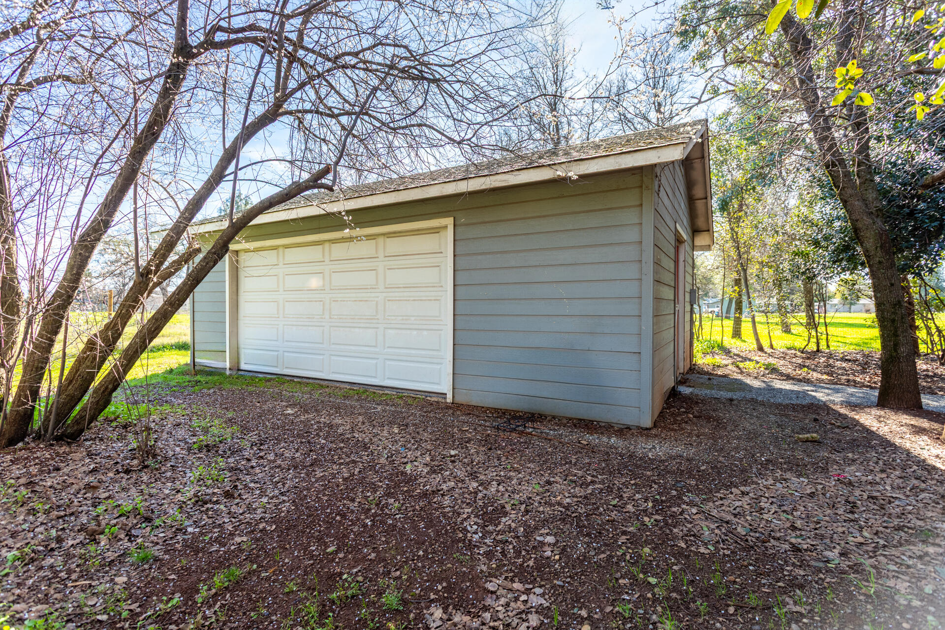 8567 Winona Way Redding, CA 96002 - Photo 32 of 52 IMG_0187-HDR