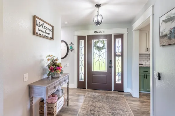 $608,900 | 8567 Winona Way, Redding, CA 96002