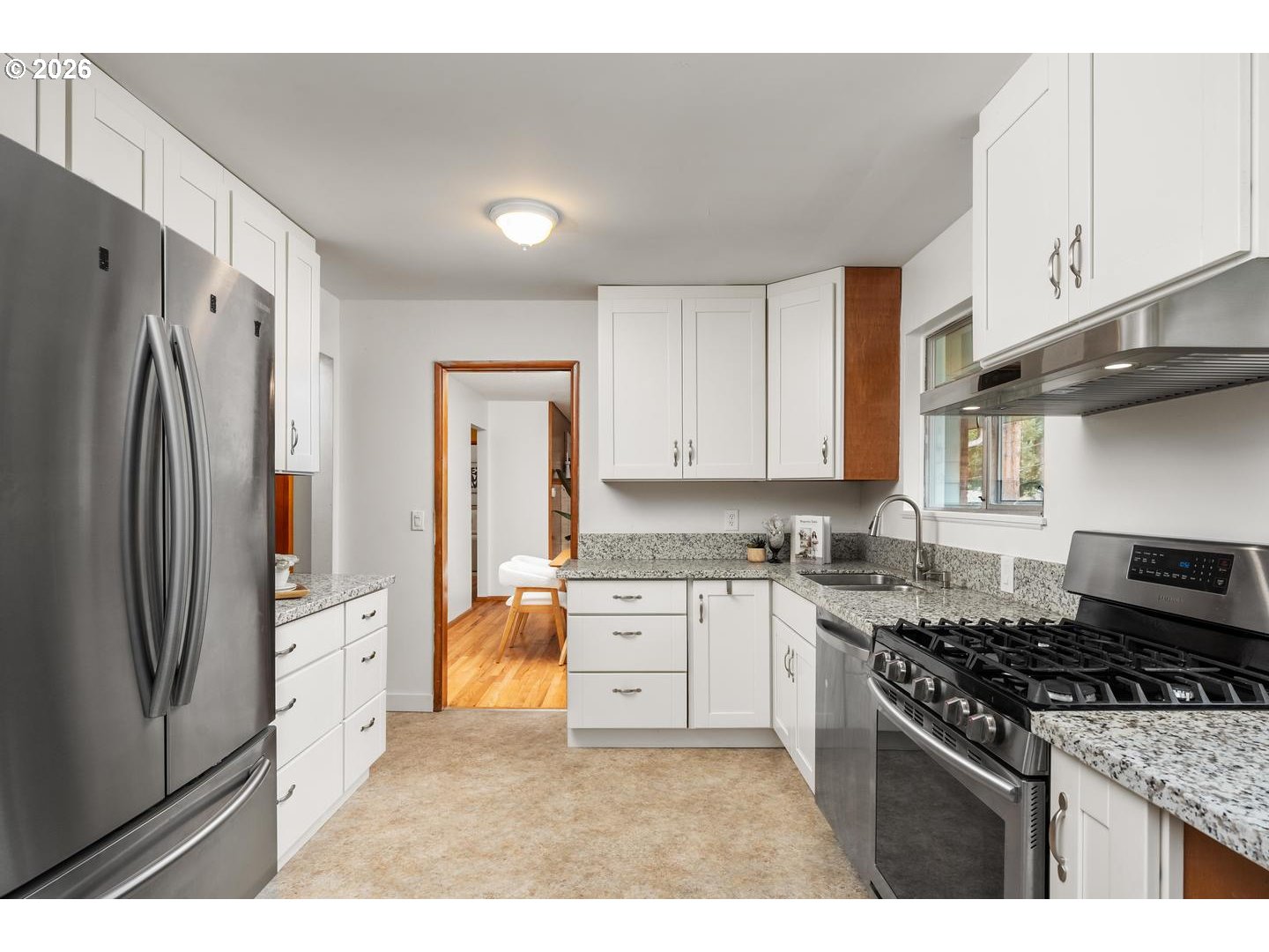 7830 Southwest 84th Avenue Portland, OR 97223 - Photo 7 of 29 Kitchen
