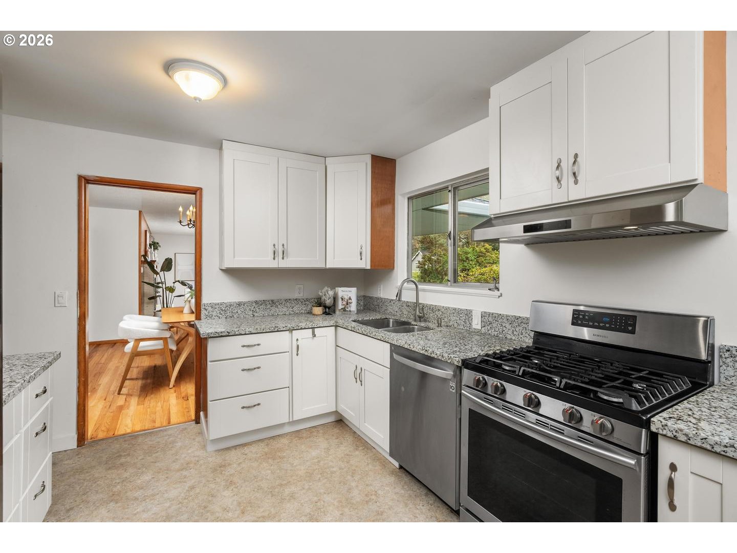 7830 Southwest 84th Avenue Portland, OR 97223 - Photo 9 of 29 Kitchen