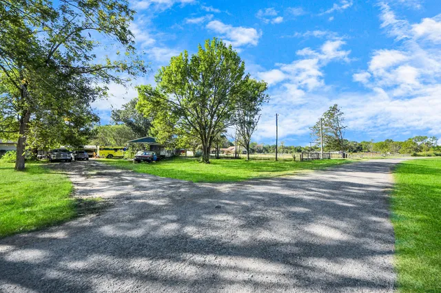 $220,000 | 591 Hay Meadow Lane, Shepherd, TX 77371