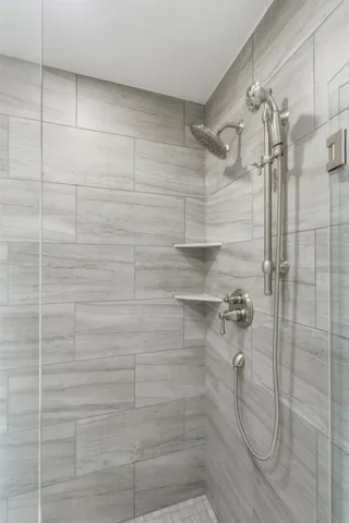 $765,000 | 31 Ln 345 Crooked Lake, Angola, IN 46703