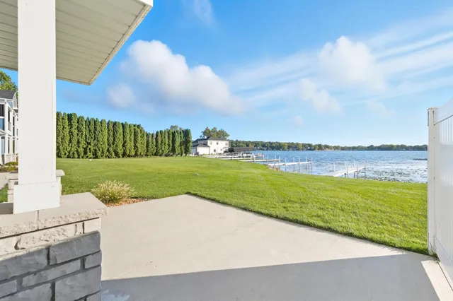 $765,000 | 31 Ln 345 Crooked Lake, Angola, IN 46703